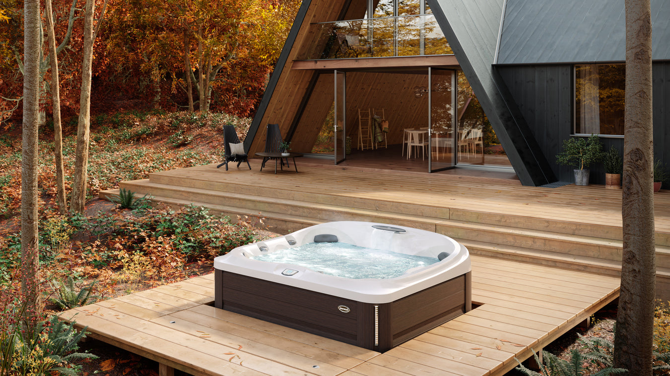 Picture of Jacuzzi hot tub in the patio of a fall cabin