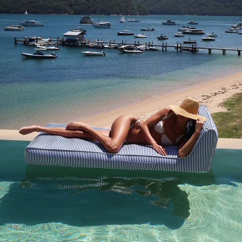 Luxe Lie-On Lounger Le Weekend Navy - The Great Escape