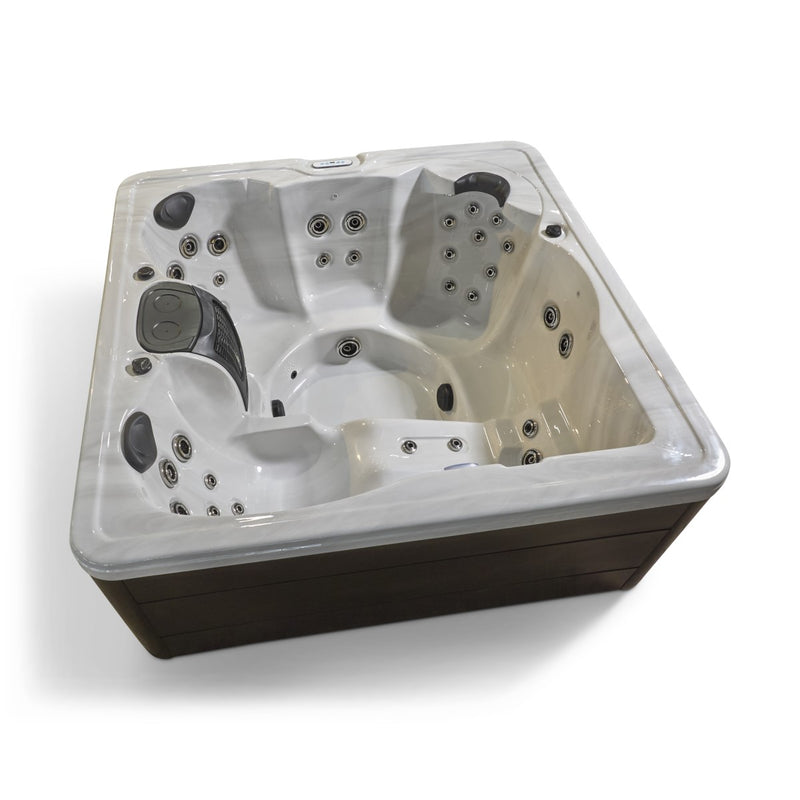 Signature Costa Mesa - The Great Escape