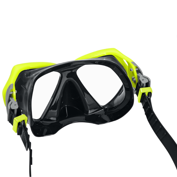 Dominator Pro Mask - The Great Escape