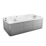 Jacuzzi® J14 PowerActive - The Great Escape