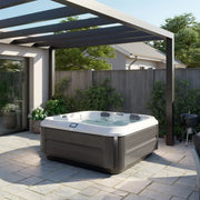 Jacuzzi® J-325™ - The Great Escape