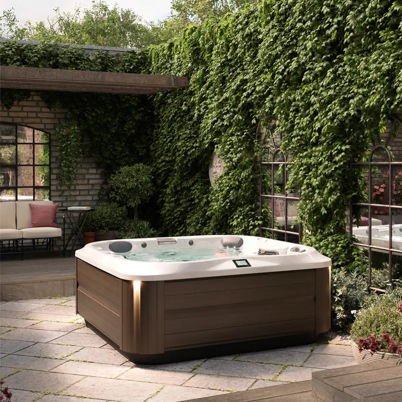 洋楽 BLACK & JAY 2 Jacuzzi® J-355™ — The Great Escape