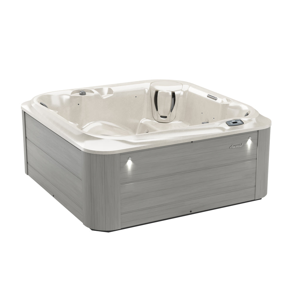 Jacuzzi® J-235™ — The Great Escape