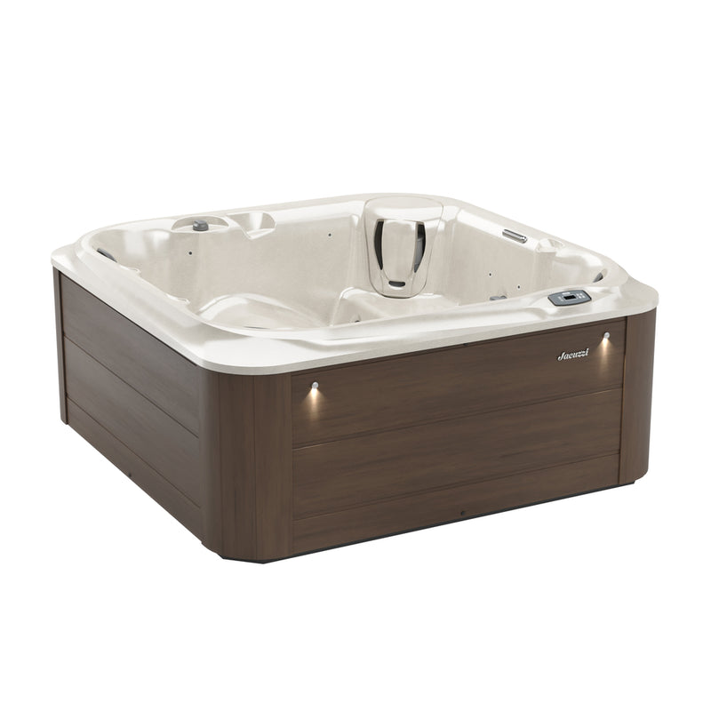 Jacuzzi® J-235™ - The Great Escape