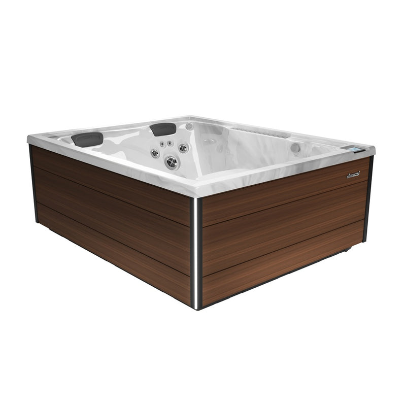 Jacuzzi® J-404L™ - The Great Escape