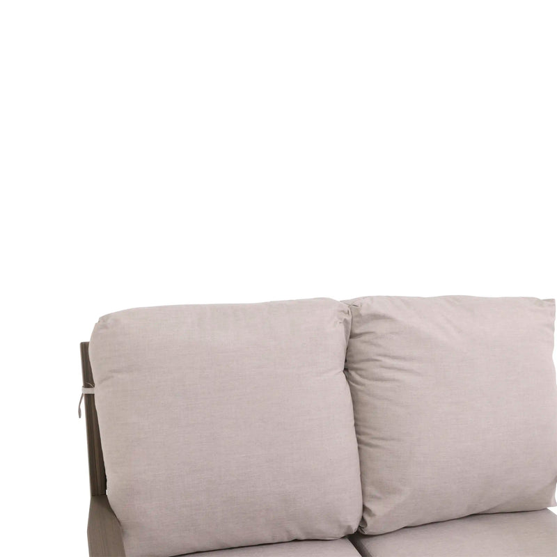 Manhattan Loveseat - The Great Escape