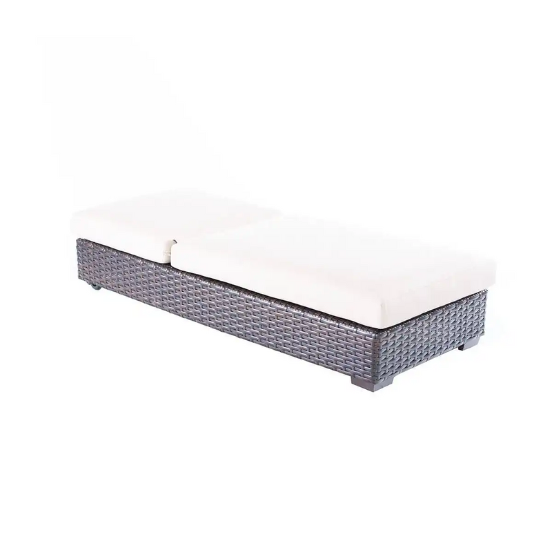 Contempo Woven Chaise W/ Cushion - The Great Escape